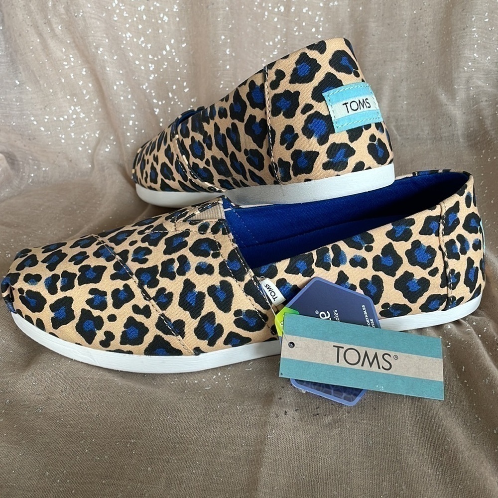 Brand New Toms Alpargata Beige Painted Blue Leopard Print Slip On Shoes Animal